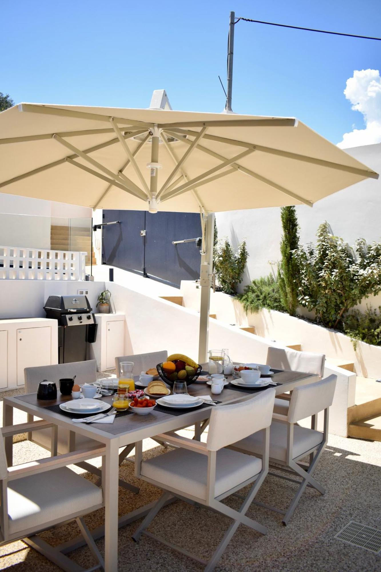 Ventus - A Luxury Sea View Retreat In Willa